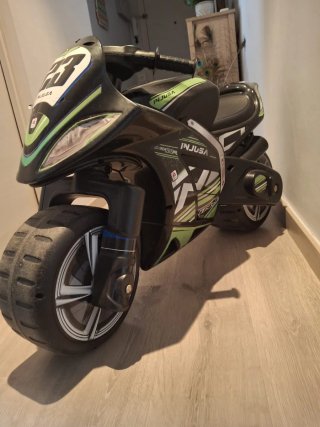 Moto Infantil Injusa XL Negra y Verde