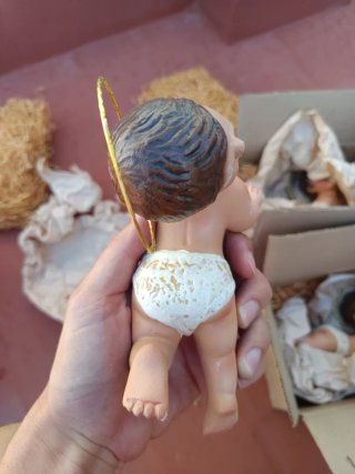 Niño Jesús boca abajo artesanía Serrano