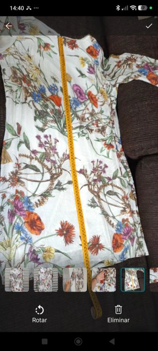 Vestido estampado floral multicolor talla M.