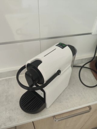 Cafetera Nespresso Krups Blanca