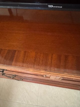 Cómoda antigua de madera