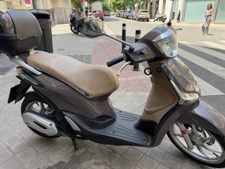 Piaggio Liberty 125 Scooter