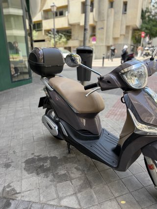 Piaggio Liberty 125 Scooter