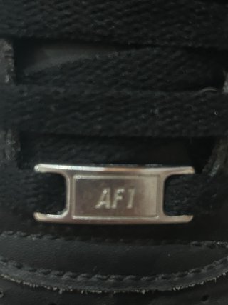 Nike Air Force 1 nere/rosse taglia 43