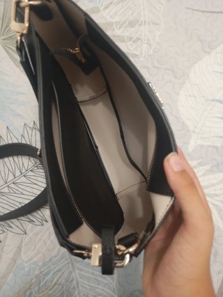 Bolso Guess Negro bandolera
