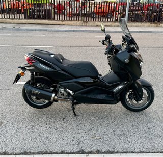 Yamaha Xmax 300 2024