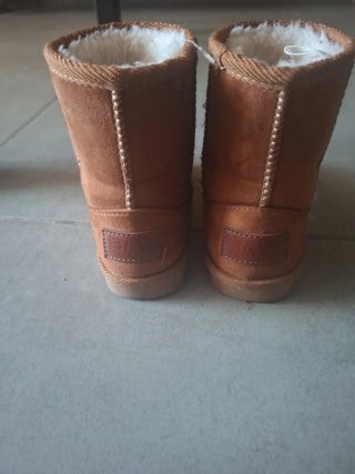 Botas B&W unisex talla 27 forradas borreguito
