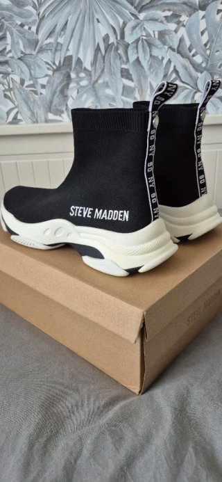 Zapatillas altas Steve Madden negras y blancas