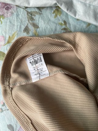 Top C H Studio Beige Talla S