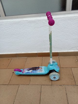 Patinete infantil 3 ruedas Frozen
