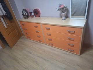 Lote de dos Cómodas y Mesillas (Naranja y Madera)