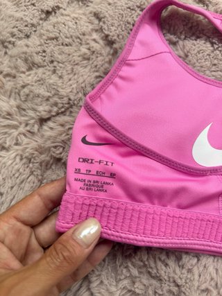 Top sportivo donna Nike rosa