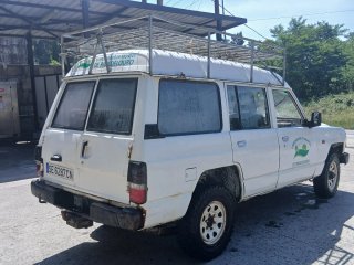 Nissan Patrol 1991