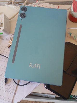 Tablet Negra con tarjeta sim