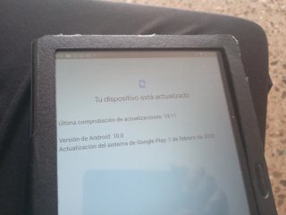 Tablet Negra con tarjeta sim