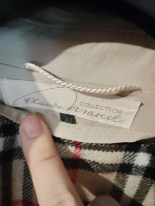 Gabardina Beige Clásica