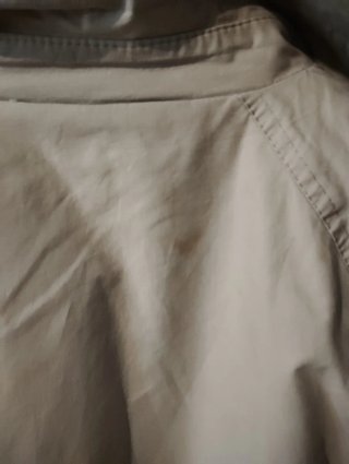 Gabardina Beige Clásica