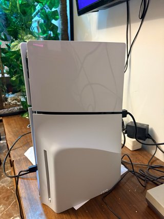 PlayStation 5 Slim (Con Lector) 1TB + Mando