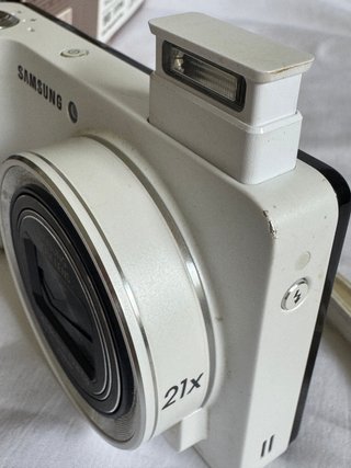 Samsung Galaxy Camera EK-GC100 Android Zoom 21x