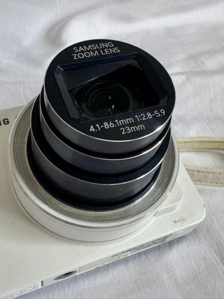 Samsung Galaxy Camera EK-GC100 Android Zoom 21x