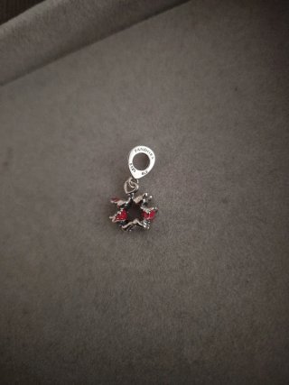 Charm Pandora Mickey y Minnie Beso
