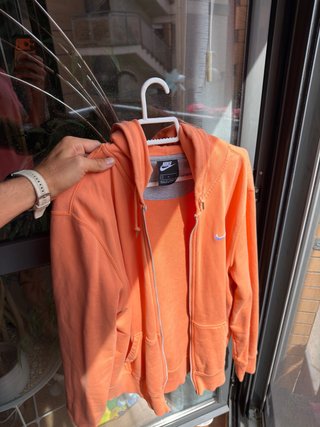 Chaqueta deportiva Nike naranja
