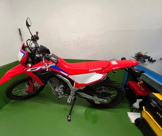 Honda CRF 300L - ¡Como Nueva! 1500 Km