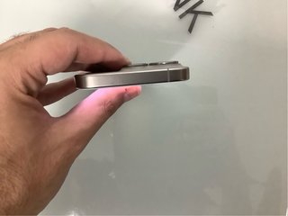 iPhone 15 Pro Plata 82% Batería