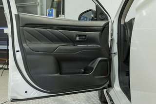 Mitsubishi Outlander   2.0 PHEV Kaiteki Auto 4WD