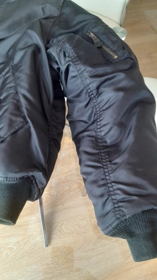 Chaqueta Bomber Negro-Mate