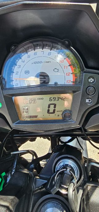Kawasaki Versys 650 ABS Negra/Verde