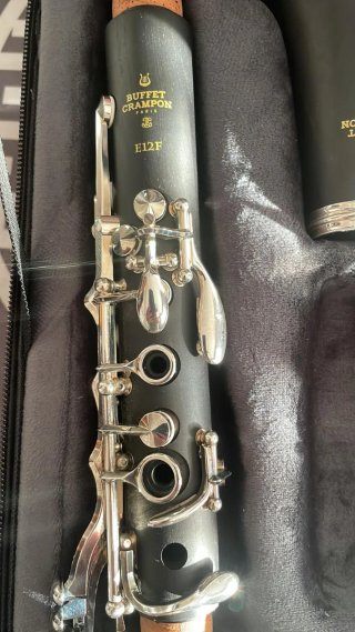 Clarinete Buffet Crampon E12F