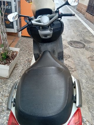 TGB Maxi Scooter Negro/Plata
