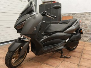 Yamaha xmax 300 tech max
