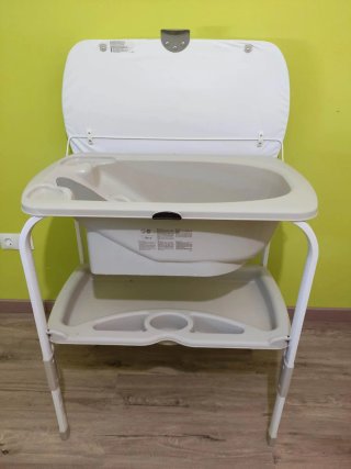 Cambiador bebé con bañera