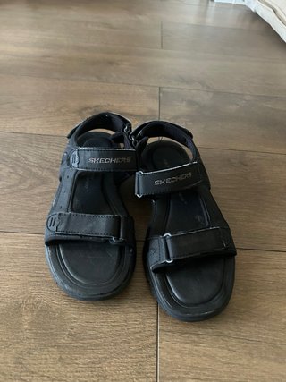 Zapatillas y chanclas