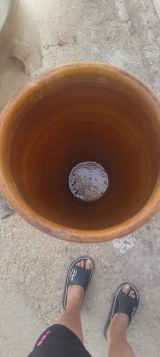 Tinajas antiguas de cerámica