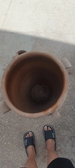 Tinajas antiguas de cerámica