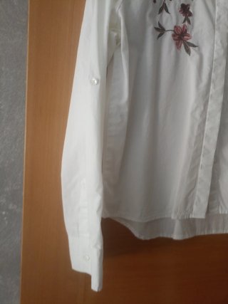 Blusa Atmosphere floral talla 38
