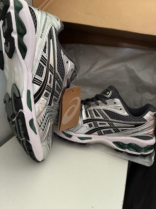 Asics Gel-Kayano 14 Nuevas Plata/Verde