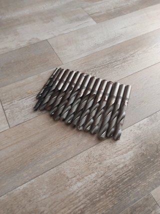 15 Brocas Hierro 25cm Largo x 2cm Grosor