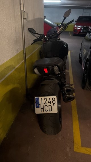 Ducati Diavel Negra
