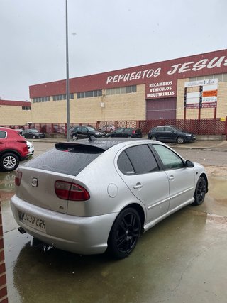 SEAT Leon 2004