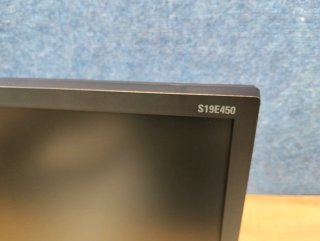 Monitor Samsung S19E450 19" LED VGA DVI