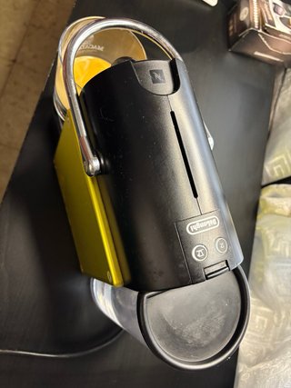 Cafetera Nespresso Pixie