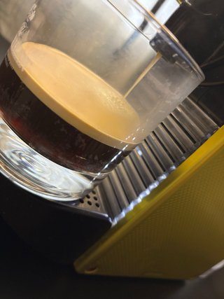 Cafetera Nespresso Pixie