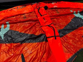 F-ONE STRIKE V3 5.5 Naranja/Abyss