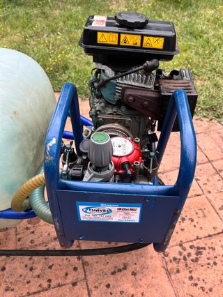 Carretilla sulfatadora 100L motor 4T