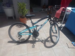 Bicicleta de montaña 24"