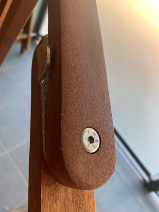 Mesa y 2 sillones de madera para jardín